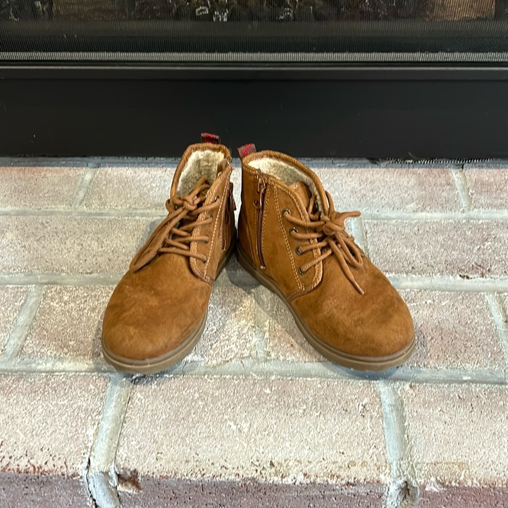 Cat and Jack boots